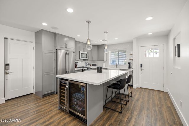 7433 E CAMBRIDGE Avenue, Scottsdale, AZ 85257