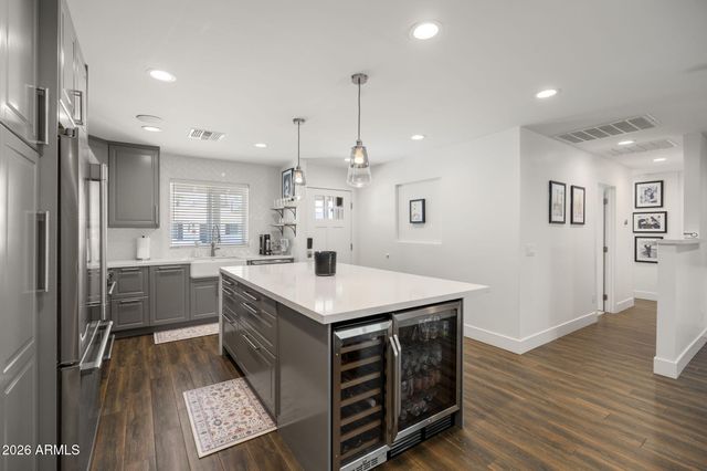 7433 E CAMBRIDGE Avenue, Scottsdale, AZ 85257