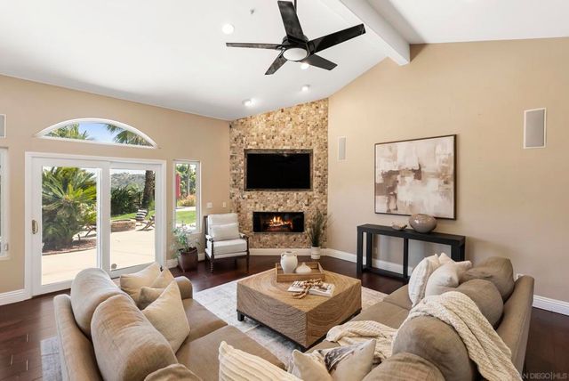 14998 Budwin Ln, Poway, CA 92064
