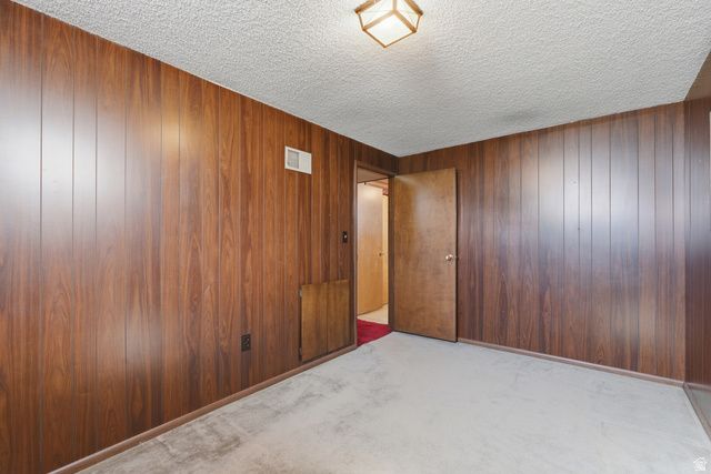8137 S ROOSEVELT ST, Midvale, UT 84047