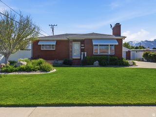 8137 S ROOSEVELT ST, Midvale, UT 84047