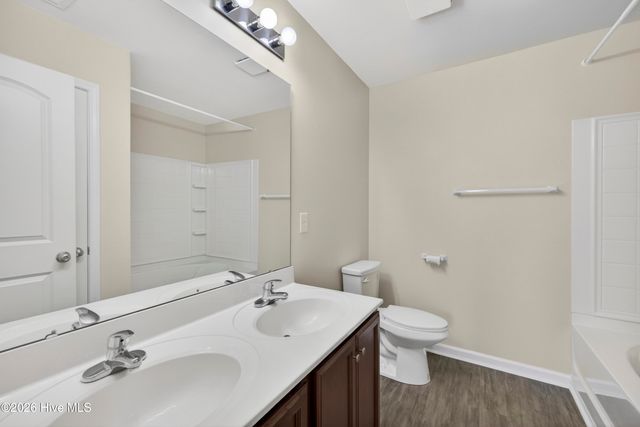 457 Old Charleston Drive SE, Bolivia, NC 28422
