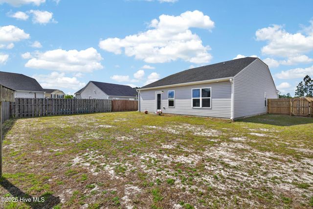 457 Old Charleston Drive SE, Bolivia, NC 28422