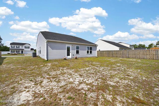 457 Old Charleston Drive SE, Bolivia, NC 28422