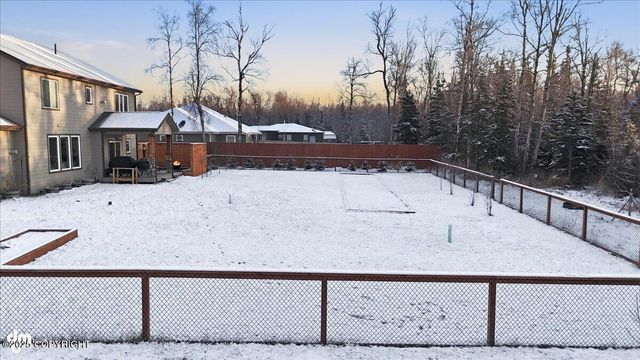 3180 E Dreamland Circle, Wasilla, AK 99654