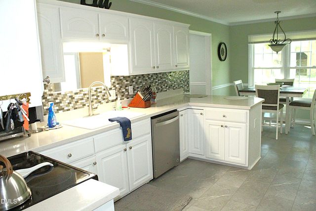 118 Random Lane, Burlington, NC 27215