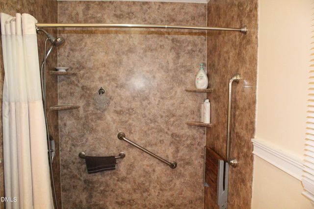 118 Random Lane, Burlington, NC 27215