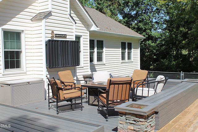 118 Random Lane, Burlington, NC 27215