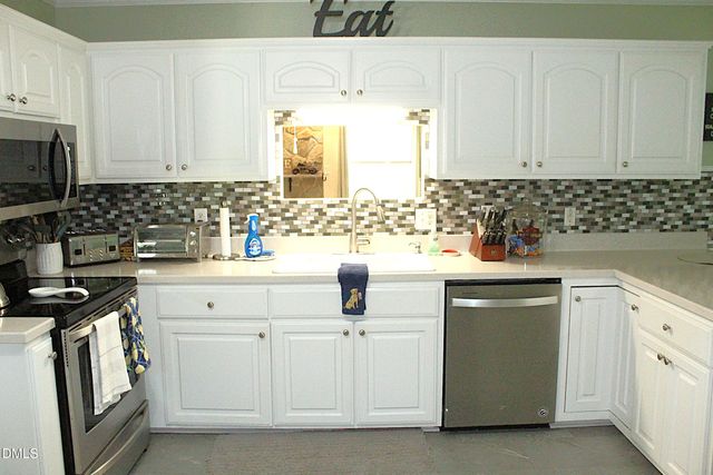 118 Random Lane, Burlington, NC 27215
