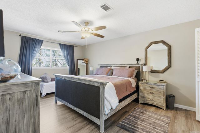 42 Stoneledge Drive, Maumelle, AR 72113