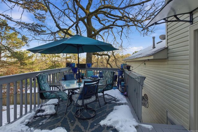 42 Stoneledge Drive, Maumelle, AR 72113