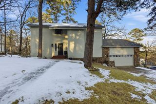 42 Stoneledge Drive, Maumelle, AR 72113