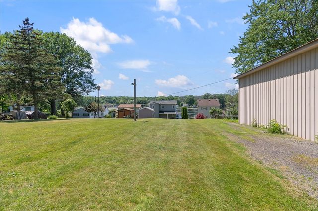 8249 Dogwood Road, Huron, NY 14590