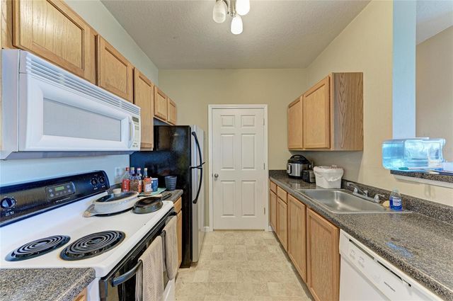4802 51ST STREET W 1311, Bradenton, FL 34210