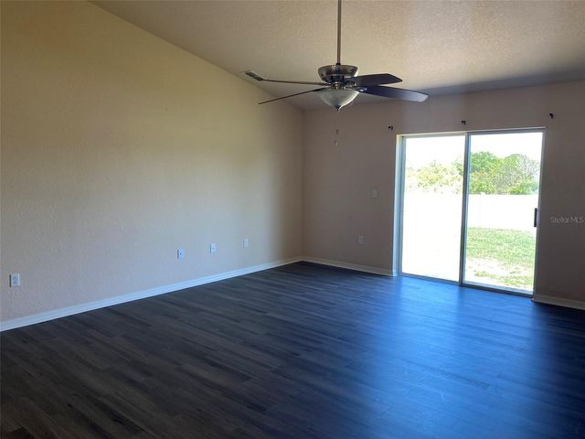 250 HIGHLAND MEADOWS COURT, Davenport, FL 33837