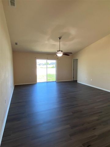 250 HIGHLAND MEADOWS COURT, Davenport, FL 33837