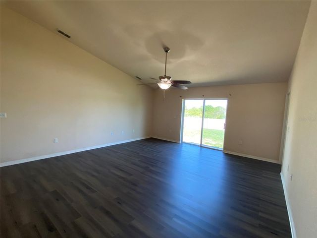 250 HIGHLAND MEADOWS COURT, Davenport, FL 33837