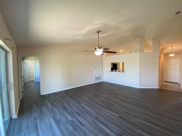 250 HIGHLAND MEADOWS COURT, Davenport, FL 33837