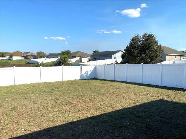 250 HIGHLAND MEADOWS COURT, Davenport, FL 33837