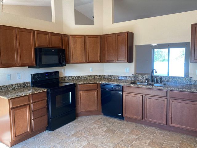 250 HIGHLAND MEADOWS COURT, Davenport, FL 33837