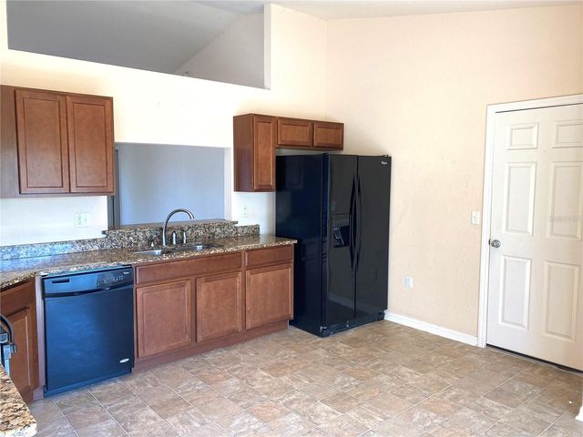 250 HIGHLAND MEADOWS COURT, Davenport, FL 33837