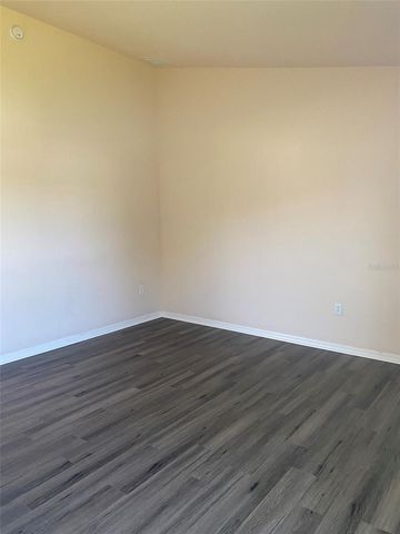 250 HIGHLAND MEADOWS COURT, Davenport, FL 33837