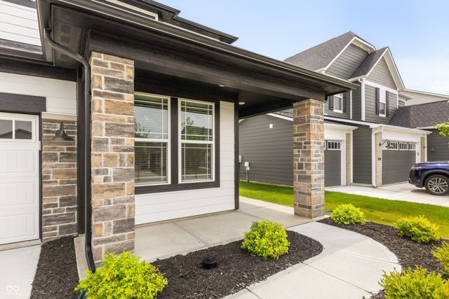 7129 Firestone Road, Whitestown, IN 46075