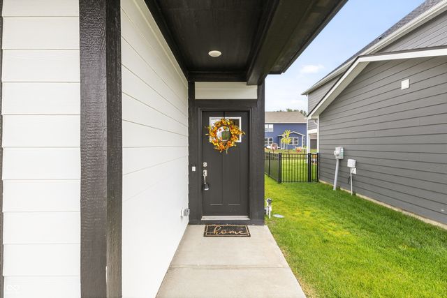 7129 Firestone Road, Whitestown, IN 46075