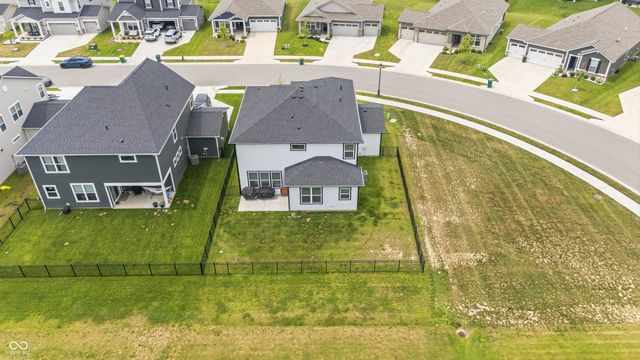 7129 Firestone Road, Whitestown, IN 46075