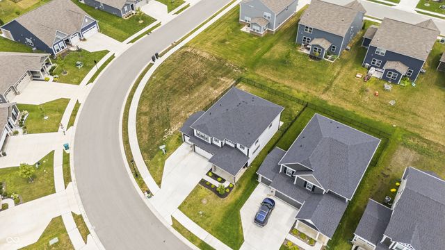 7129 Firestone Road, Whitestown, IN 46075