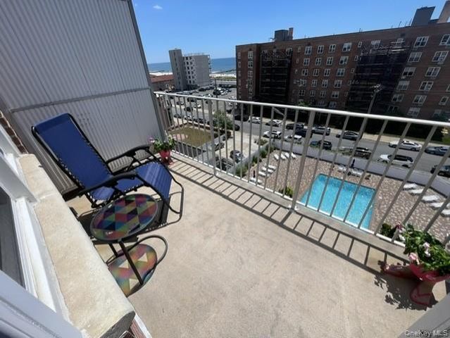 210 E Broadway 6L, Long Beach, NY 11561