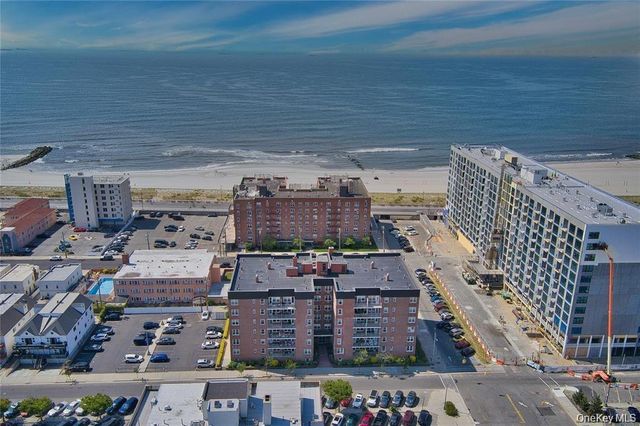 210 E Broadway 6L, Long Beach, NY 11561