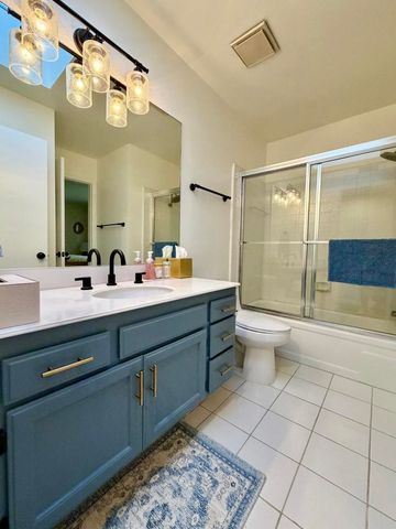 177 Las Lomas, Palm Desert, CA 92260