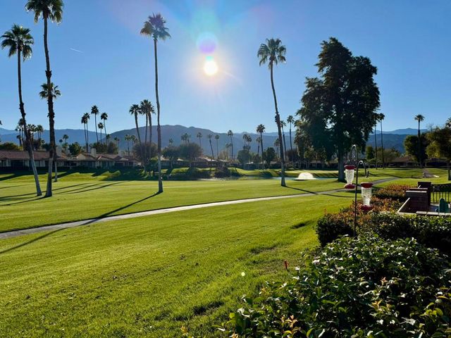 177 Las Lomas, Palm Desert, CA 92260