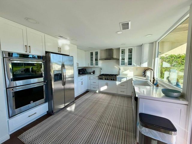 177 Las Lomas, Palm Desert, CA 92260