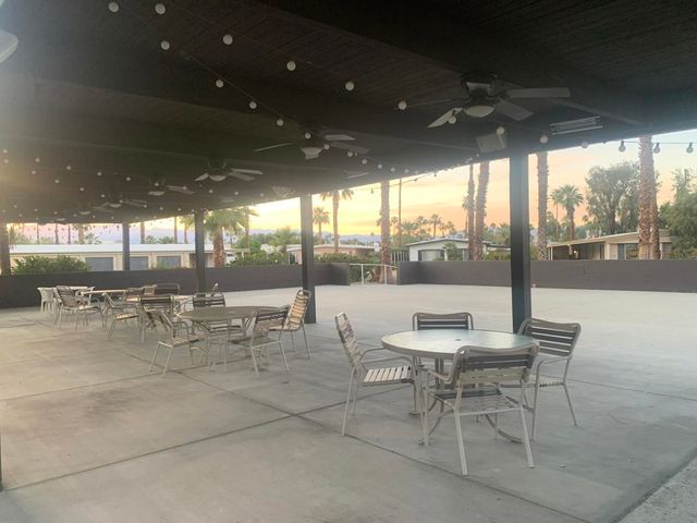 377 Club Circle Drive, Palm Springs, CA 92264