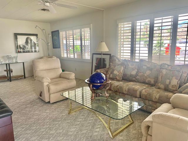 377 Club Circle Drive, Palm Springs, CA 92264