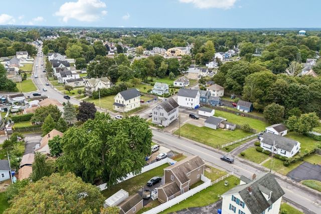 281 Washington St, Taunton, MA 02780