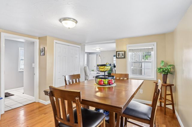 281 Washington St, Taunton, MA 02780
