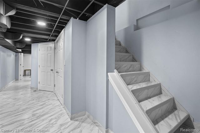 22740 Hollander Street, Dearborn, MI 48128