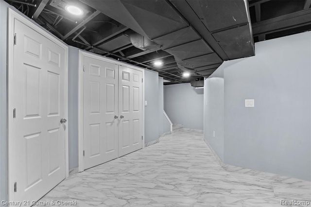 22740 Hollander Street, Dearborn, MI 48128