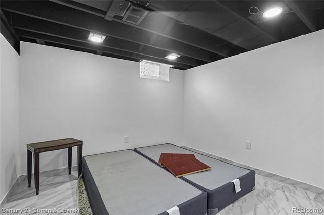 22740 Hollander Street, Dearborn, MI 48128