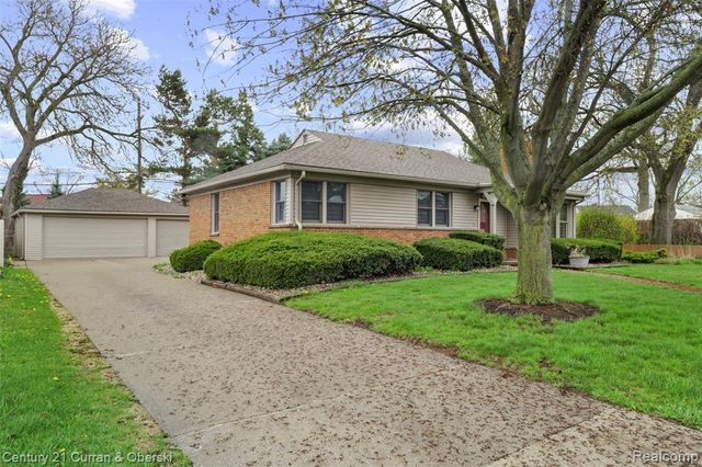 22740 Hollander Street, Dearborn, MI 48128