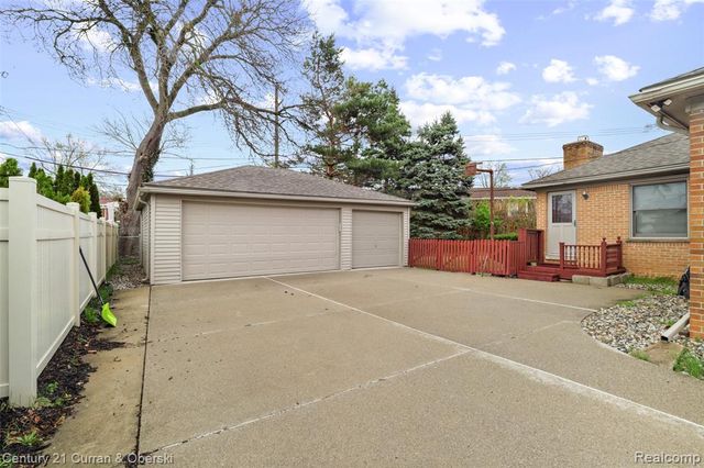 22740 Hollander Street, Dearborn, MI 48128