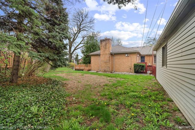 22740 Hollander Street, Dearborn, MI 48128