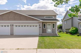 4274 Auburn Avenue, Fargo, ND 58104