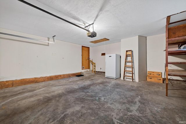 4242 W Beech Lane, Bloomington, IN 47404