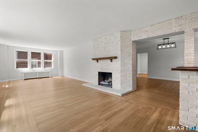1070 Whitney Avenue 1, Hamden, CT 06517