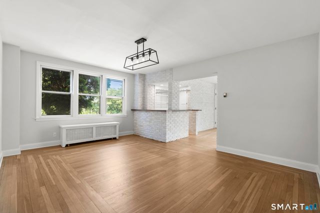 1070 Whitney Avenue 1, Hamden, CT 06517