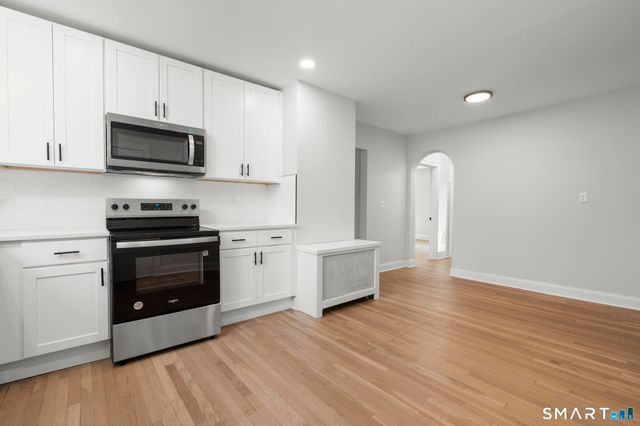 1070 Whitney Avenue 1, Hamden, CT 06517